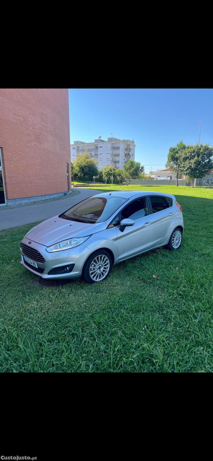 Ford Fiesta 1.0 ECOBOOST TITANIUM — fotografia 16