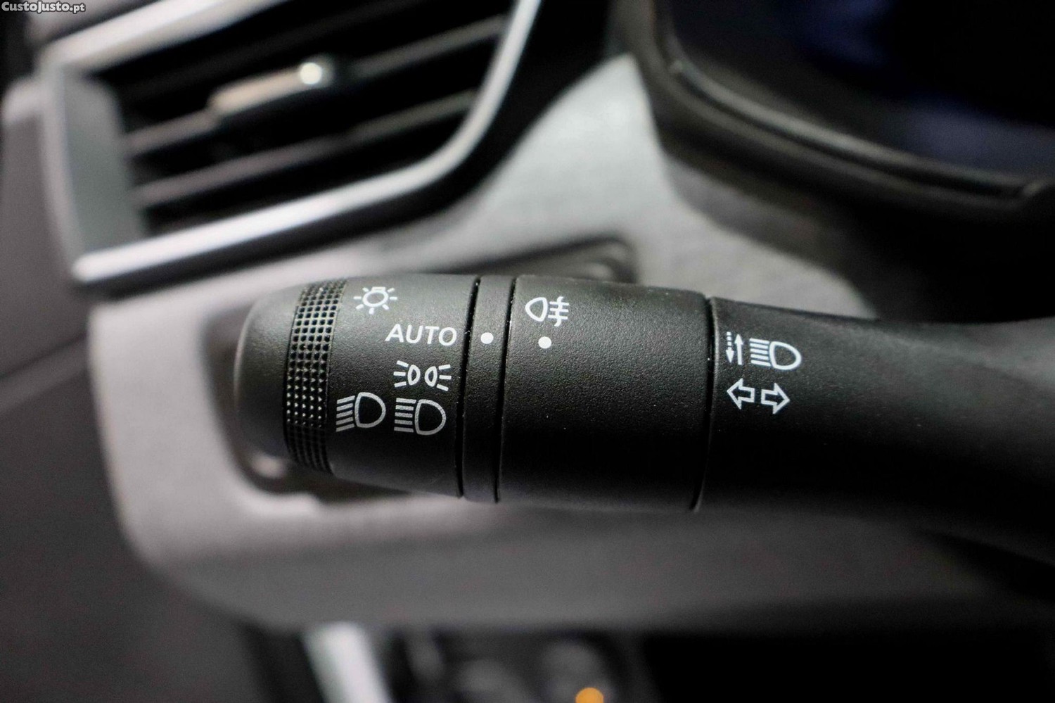 Renault Clio 1.0 TCe Evolution Bi-Fuel — fotografia 15