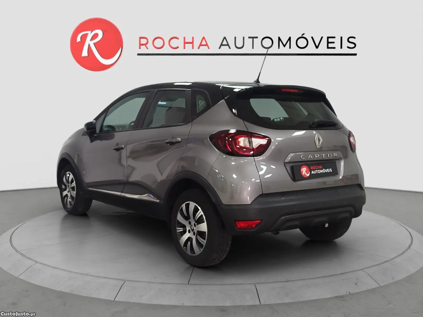 Renault Captur ENERGY TCe 90 S&S Life - 17 — photo 4
