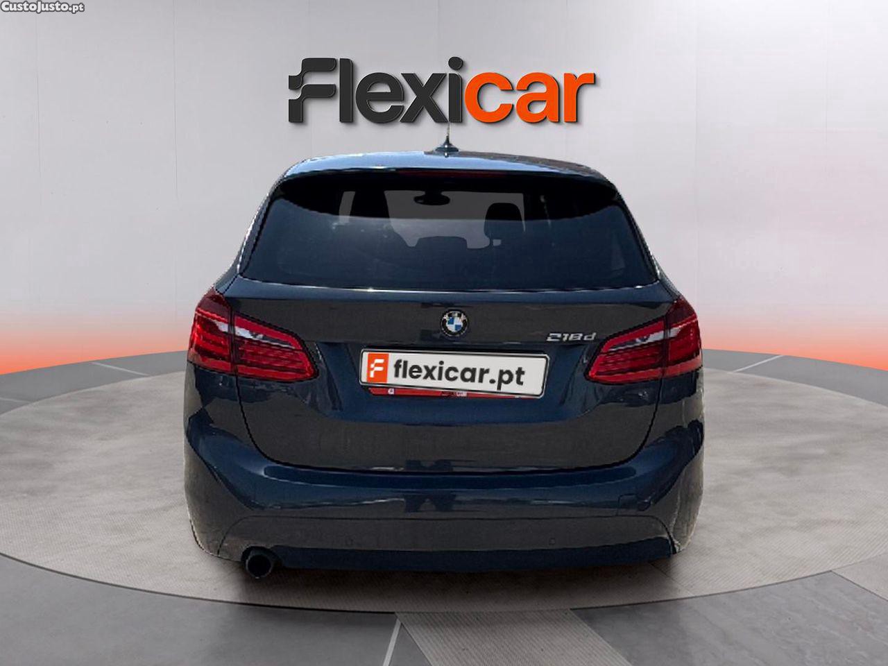 BMW 218 Active Tourer d Auto — fotografia 11