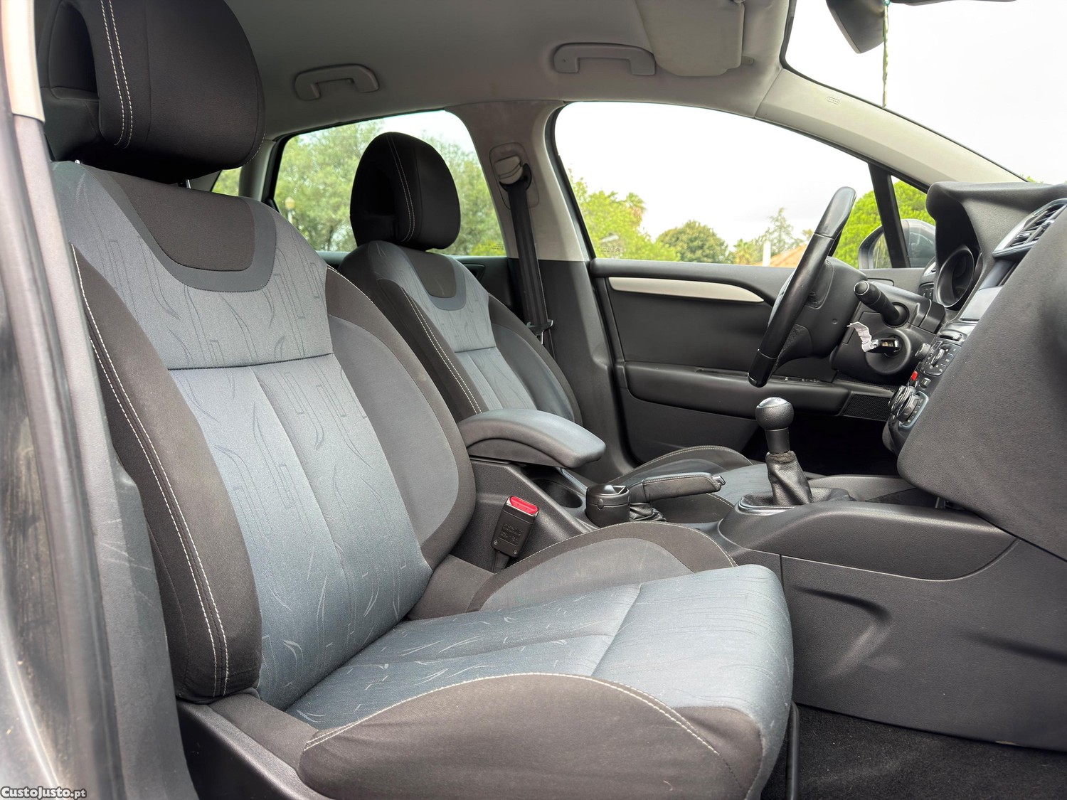 Citroën C4 1.6HDI — fotografia 2