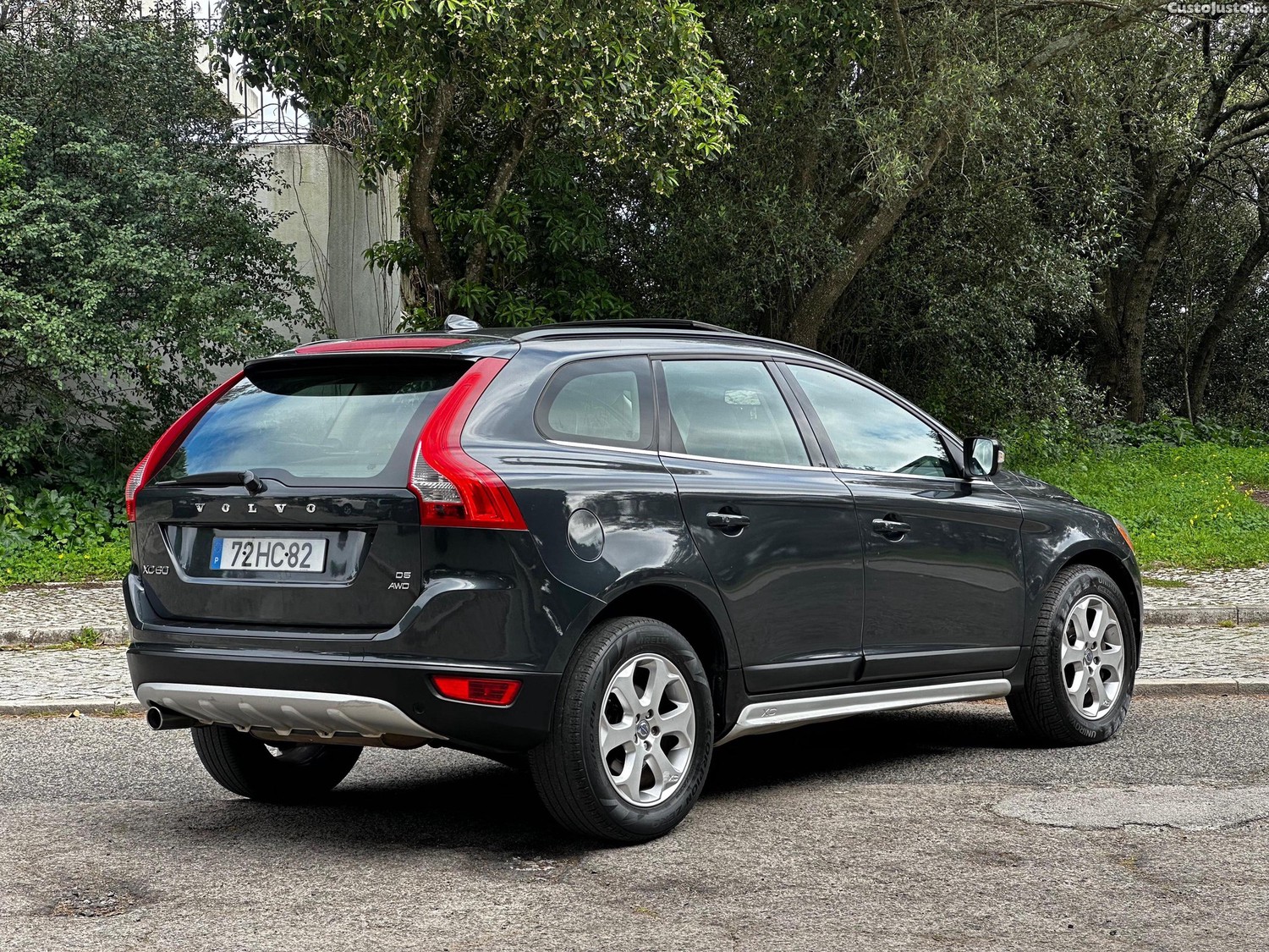 Volvo XC 60 2.4D 185cv Summum geartronic — fotografia 7