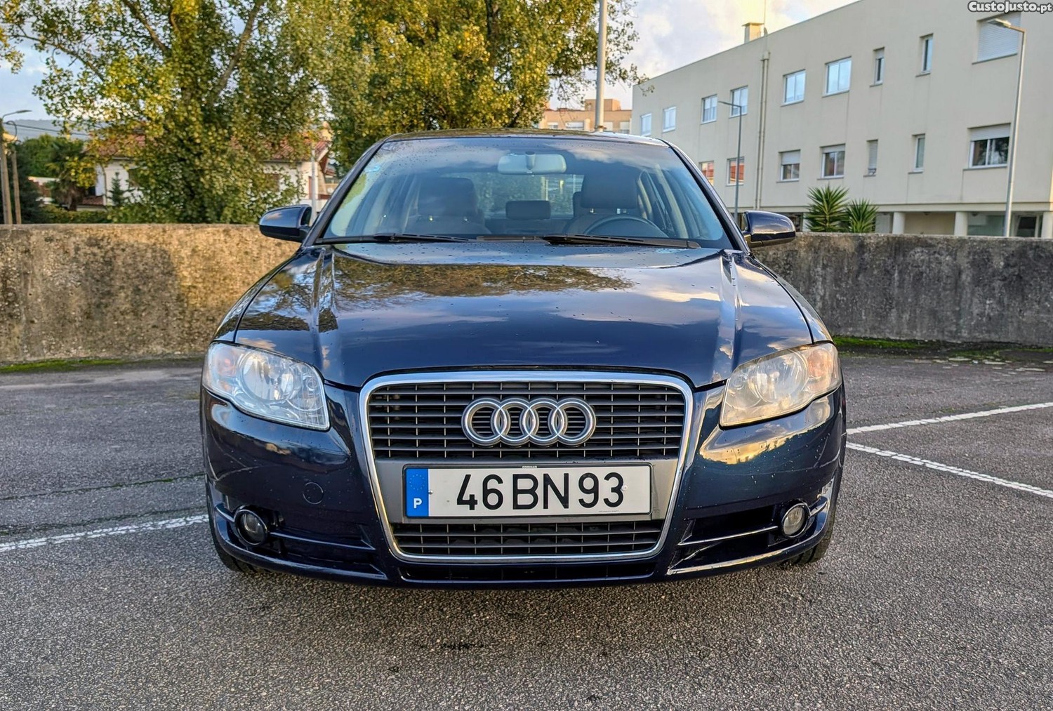 Audi A4 1.9 TDI Ambiente - Muito Bom - Oportunidade! — fotografia 16