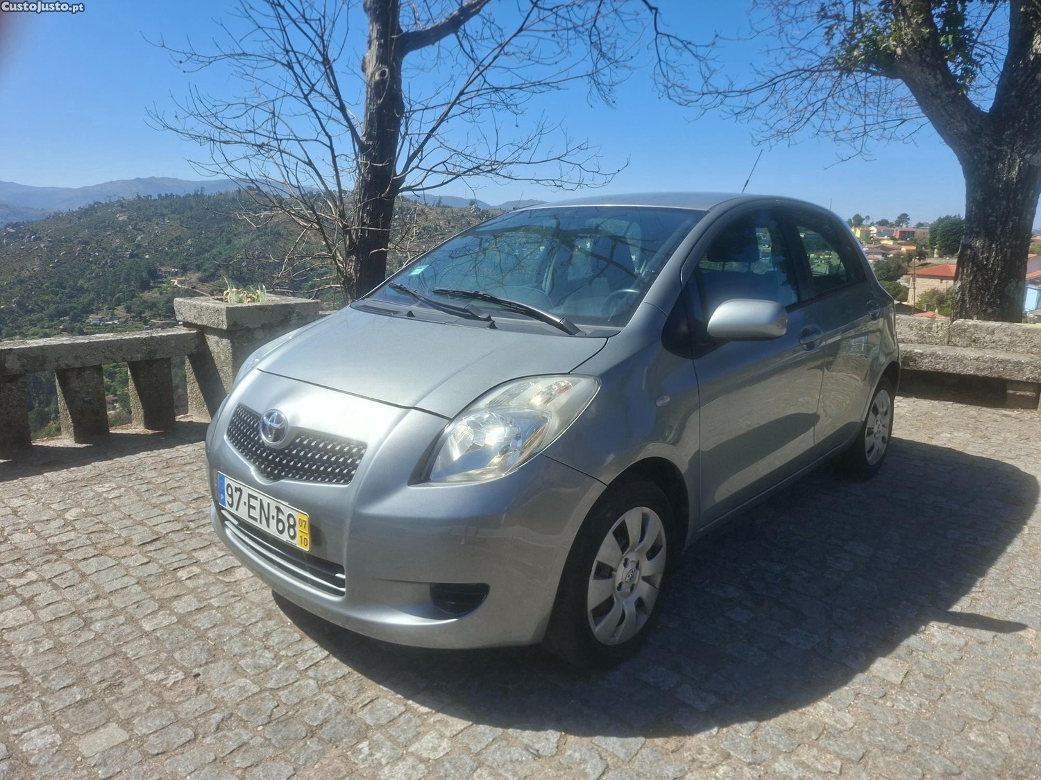Toyota Yaris 1.0 77 mil km — fotografia 4