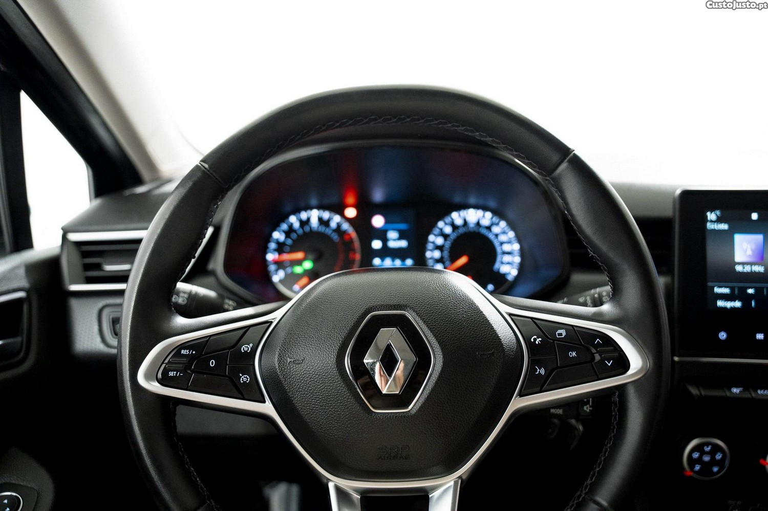 Renault Clio 1.0 TCe Intens — fotografia 7