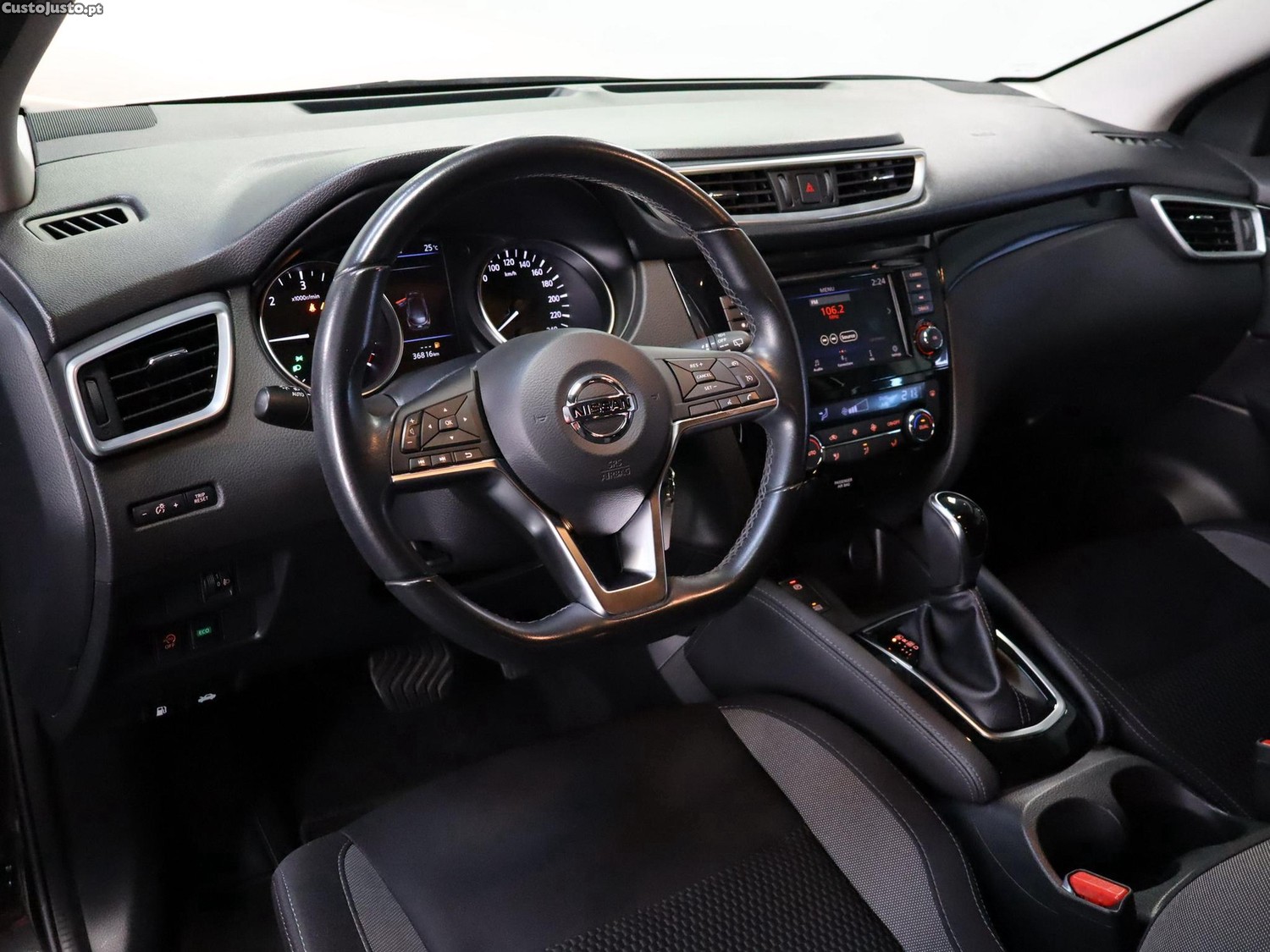 Nissan Qashqai 1.5 dCi Acenta DCT — fotografia 11
