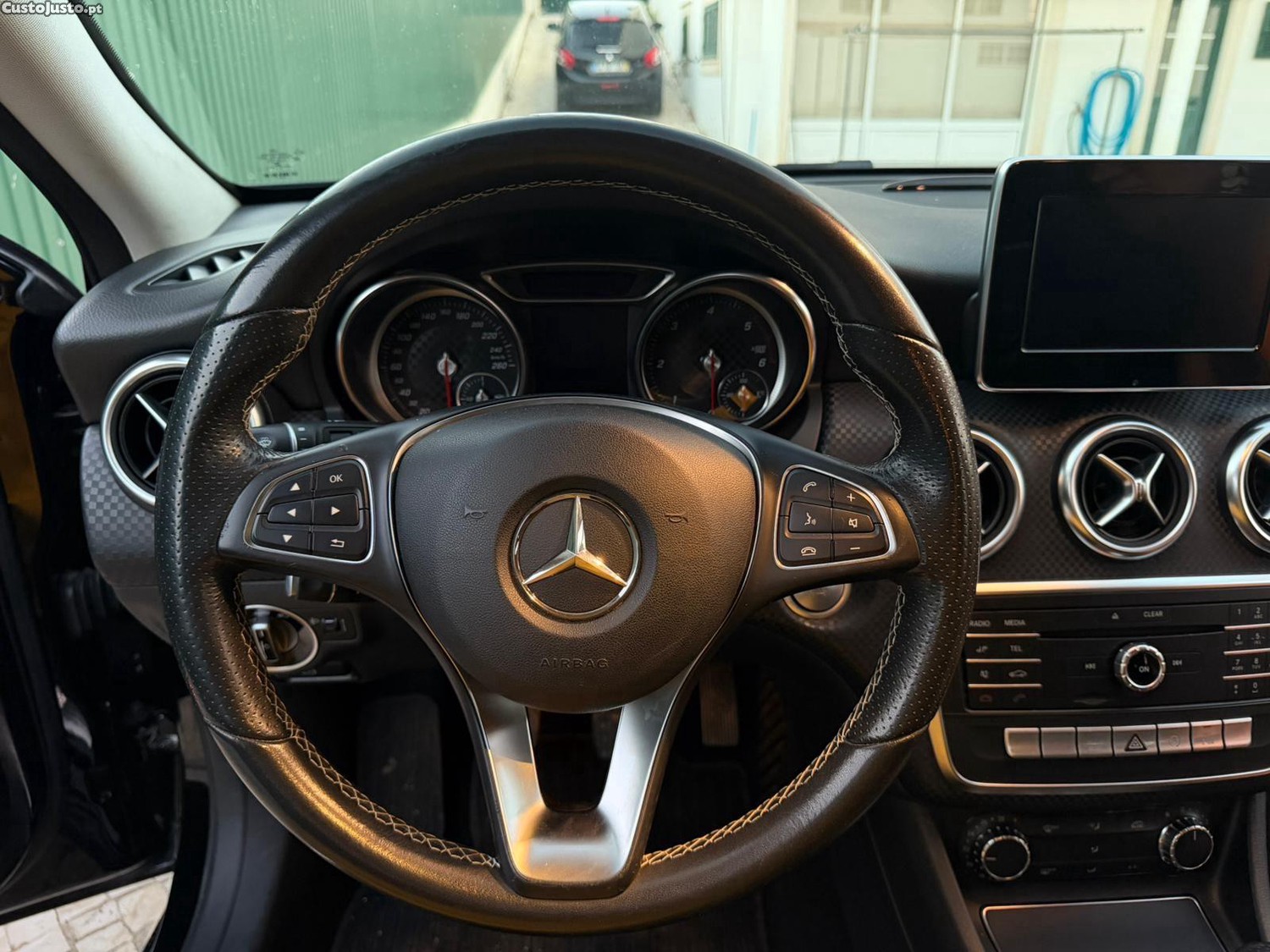 Mercedes-Benz A 180 180 D — fotografia 5