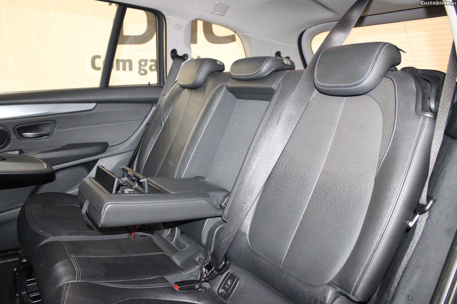 BMW 216 Gran Tourer D LINE LUXURY 7L (AUTO) — fotografia 9