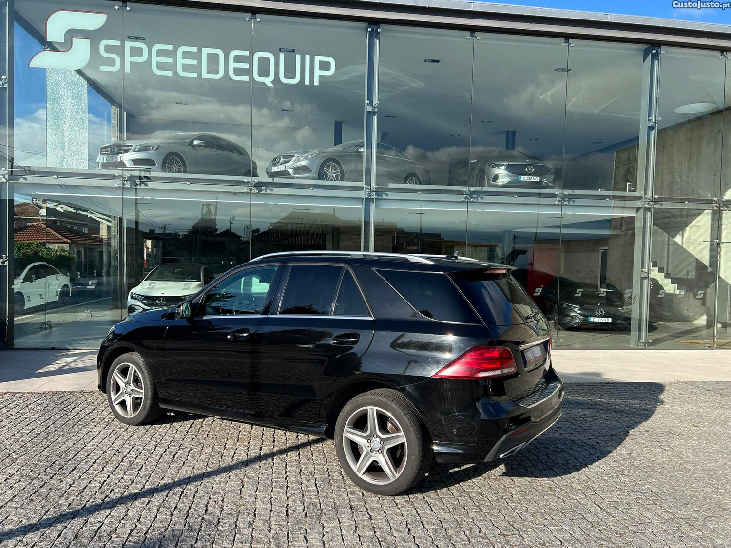 Mercedes-Benz GLE 250 d — fotografia 20