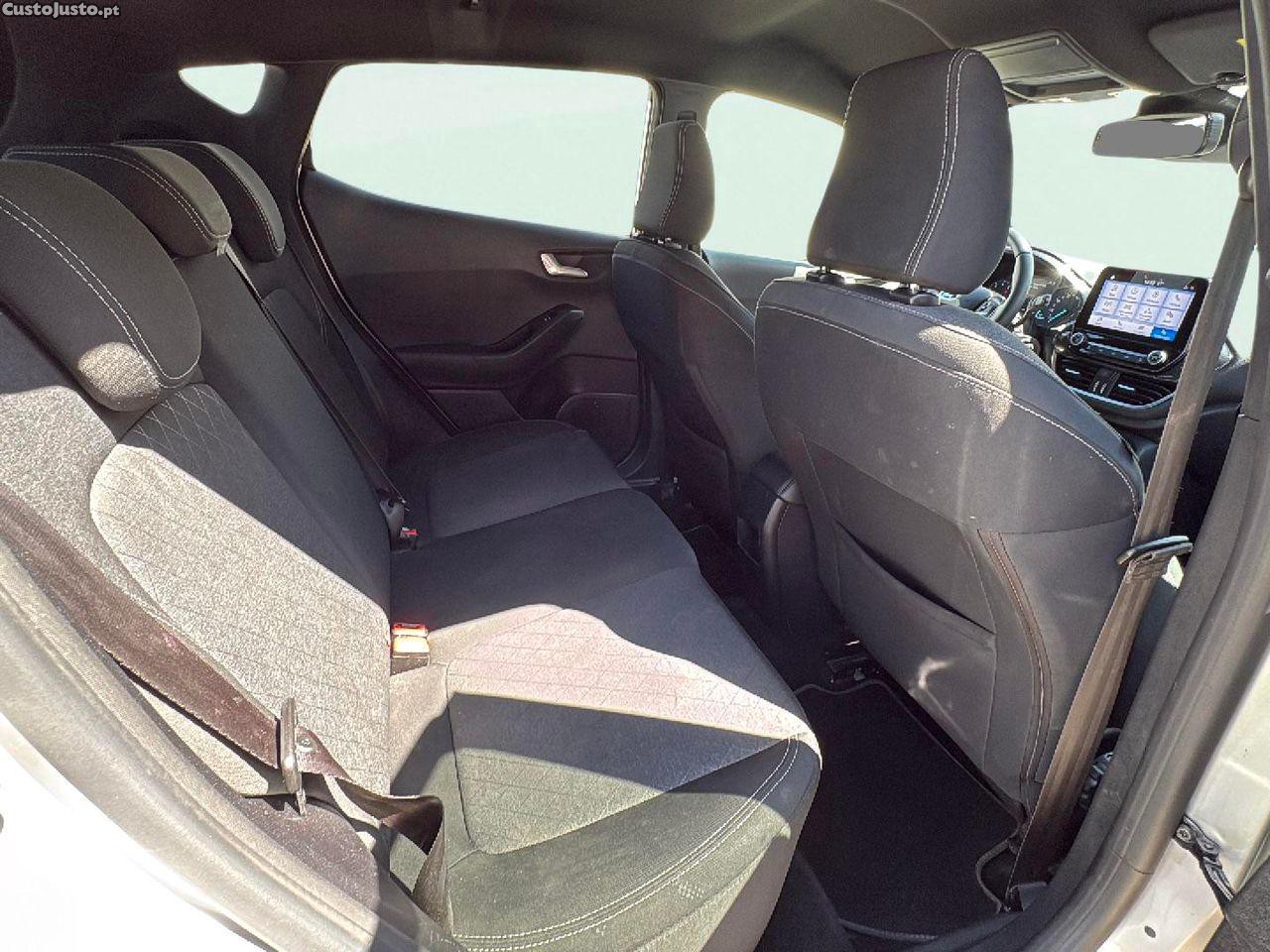 Ford Fiesta 1.0 EcoBoost Active — fotografia 2