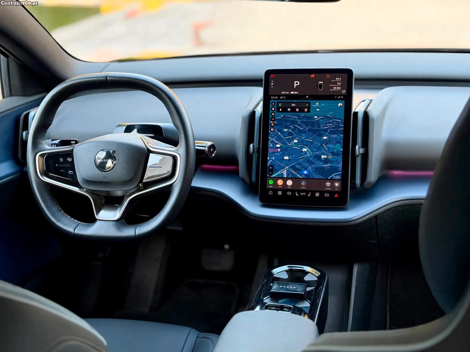 Volvo EX 30 Twin Motor Performance AWD Plus — fotografia 17