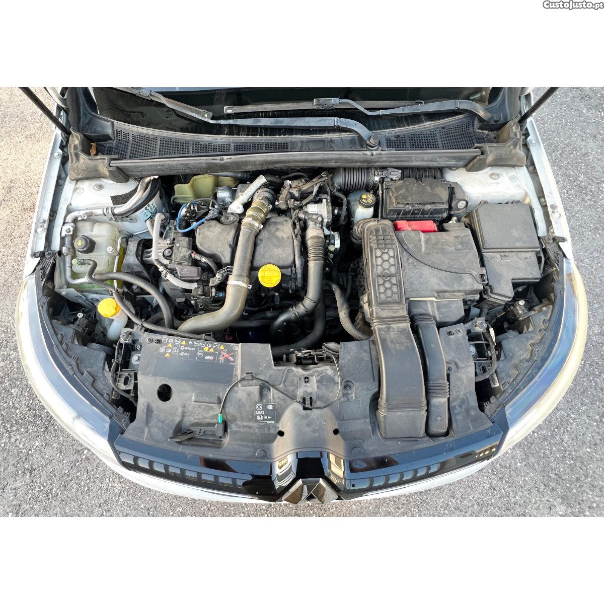 Renault Mégane BOSE Edition J18 — fotografia 8