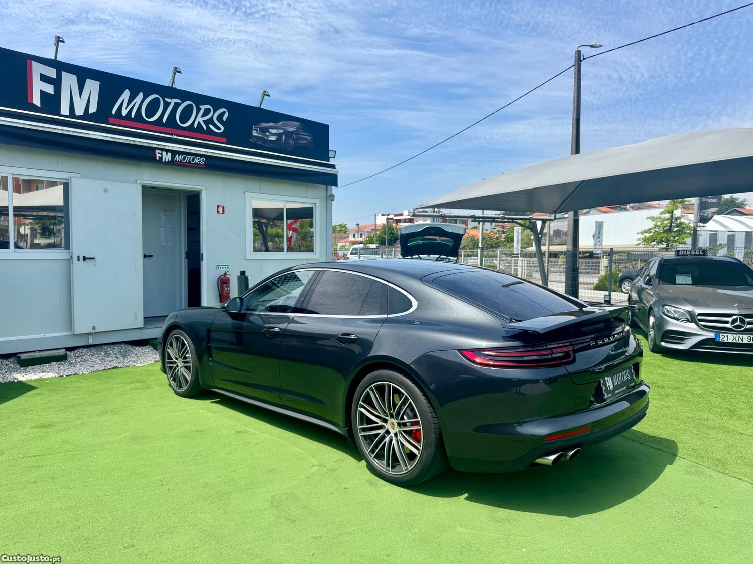 Porsche Panamera Turbo — fotografia 17