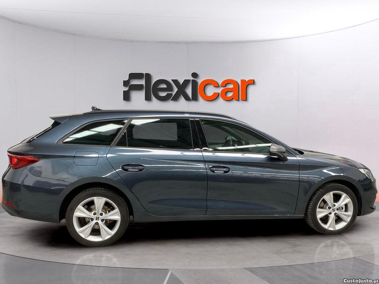 SEAT Leon 1.5 TSI e-Hybrid FR DSG — fotografia 20