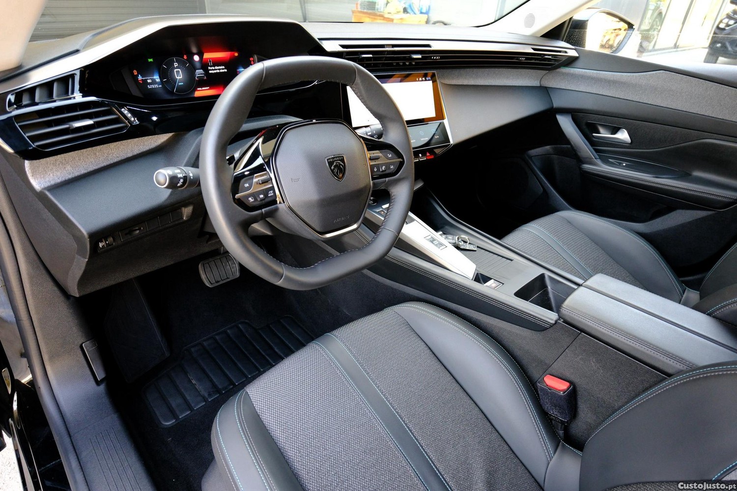 Peugeot 308 1.2 PureTech Allure Pack EAT8 — fotografia 19