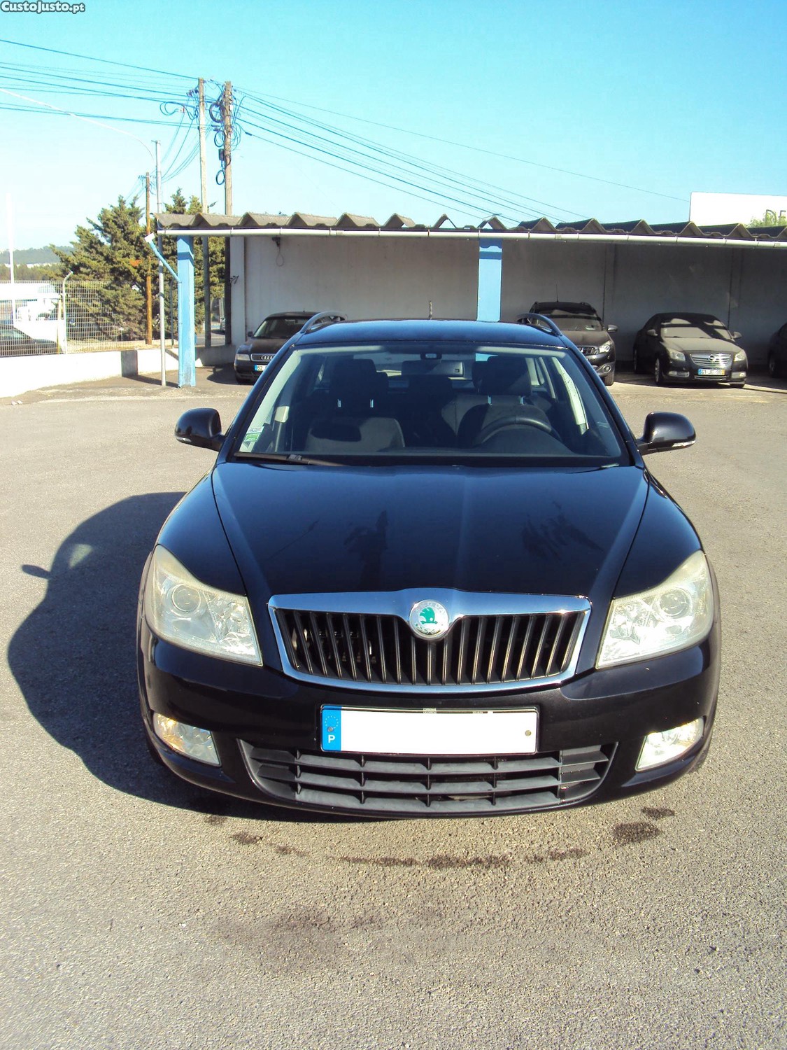 Skoda Octavia Break 1.6 TDI Ambiente 105cv — fotografia 9