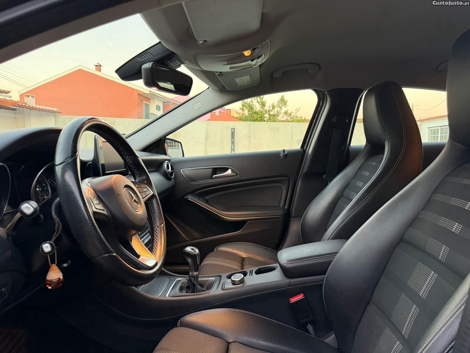 Mercedes-Benz A 180 180 D — fotografia 3