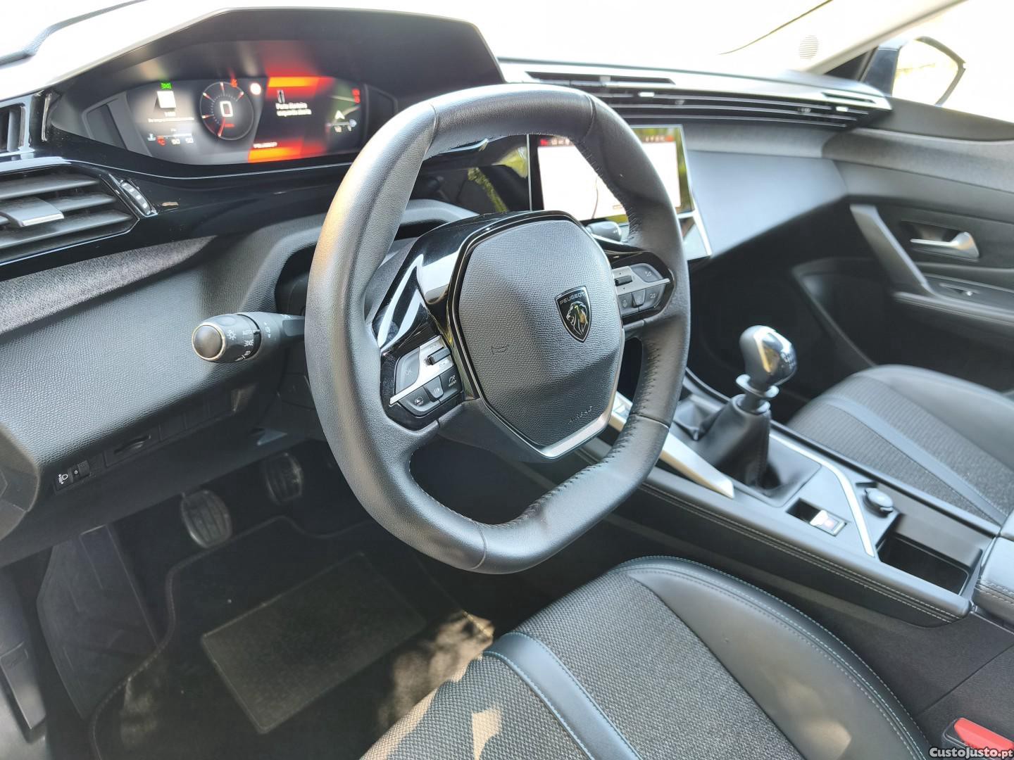 Peugeot 308 PureTech 130 Allure — fotografia 7