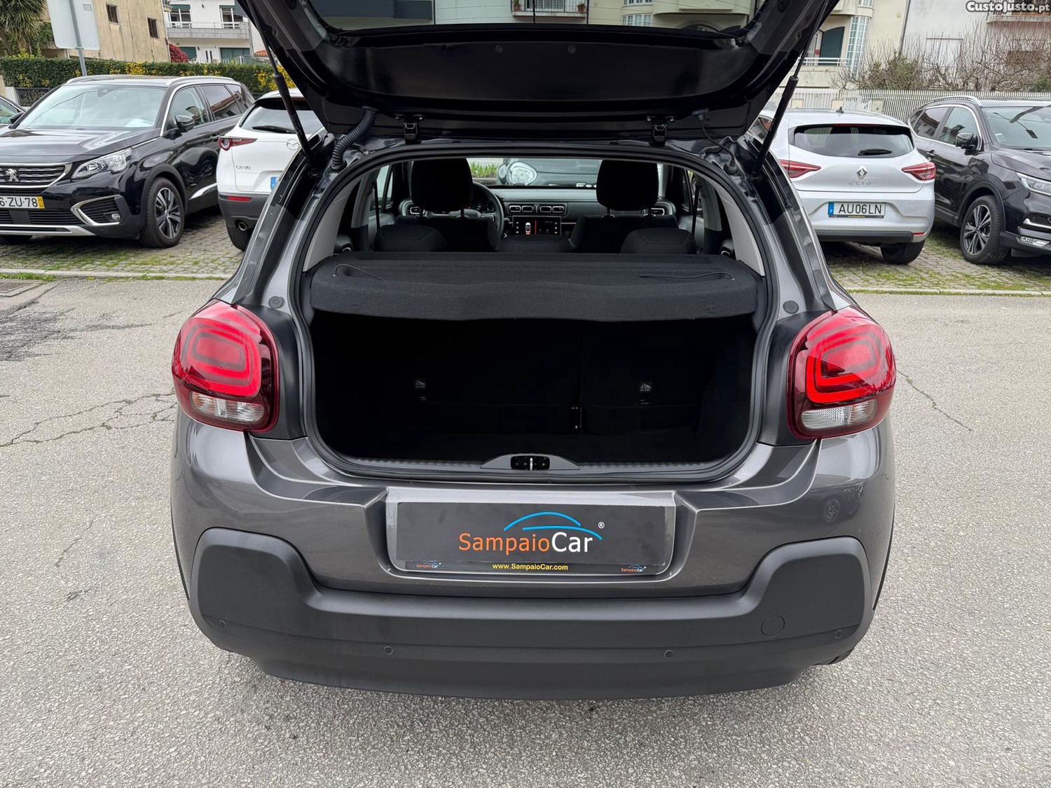 Citroën C3 1.2 PureTech C-Series — fotografia 12