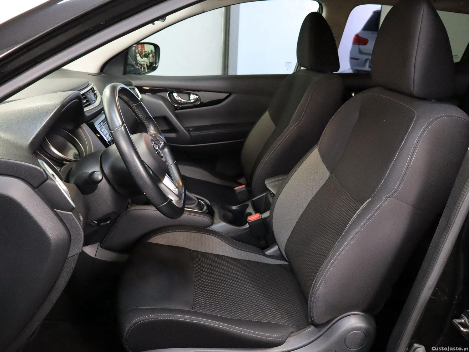 Nissan Qashqai 1.5 dCi Acenta DCT — fotografia 10