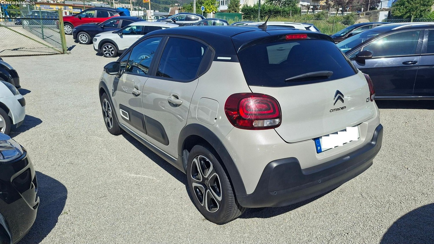 Citroën C3 1.2 PureTech C-Series — fotografia 2