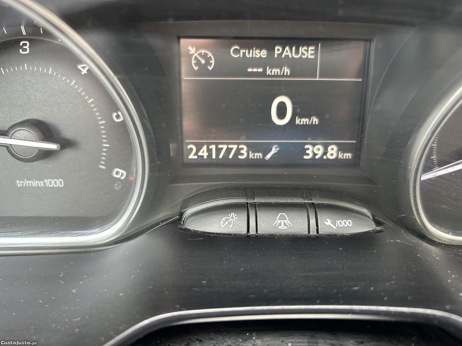 Peugeot 2008 ALLURE — fotografia 8