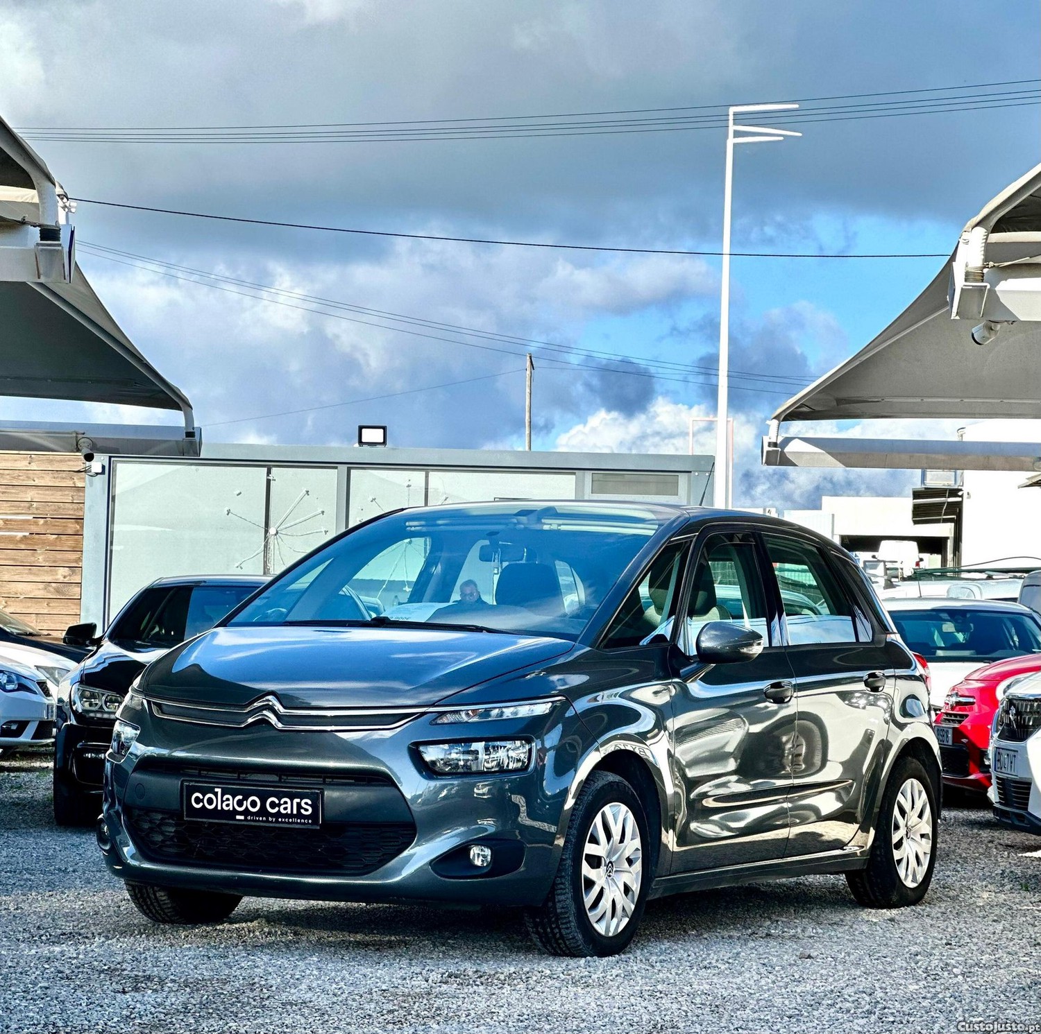 Citroën C4 Picasso 1.6 BlueHDi Live — fotografia 9