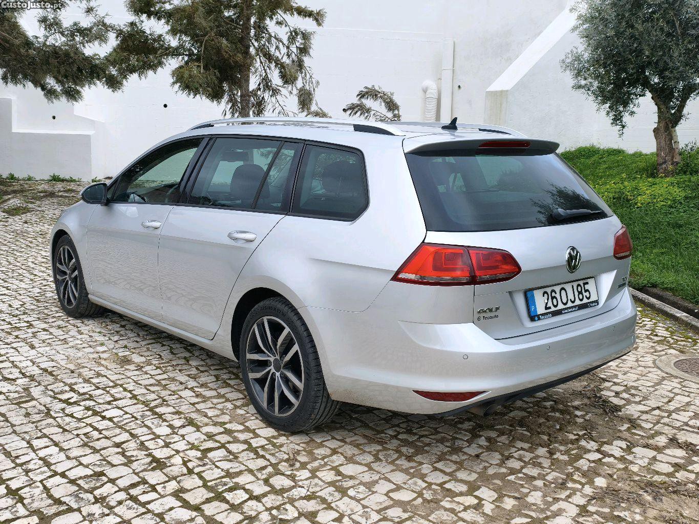 Volkswagen Golf 7 Sportline 1.6 TDi 105cv — fotografia 9