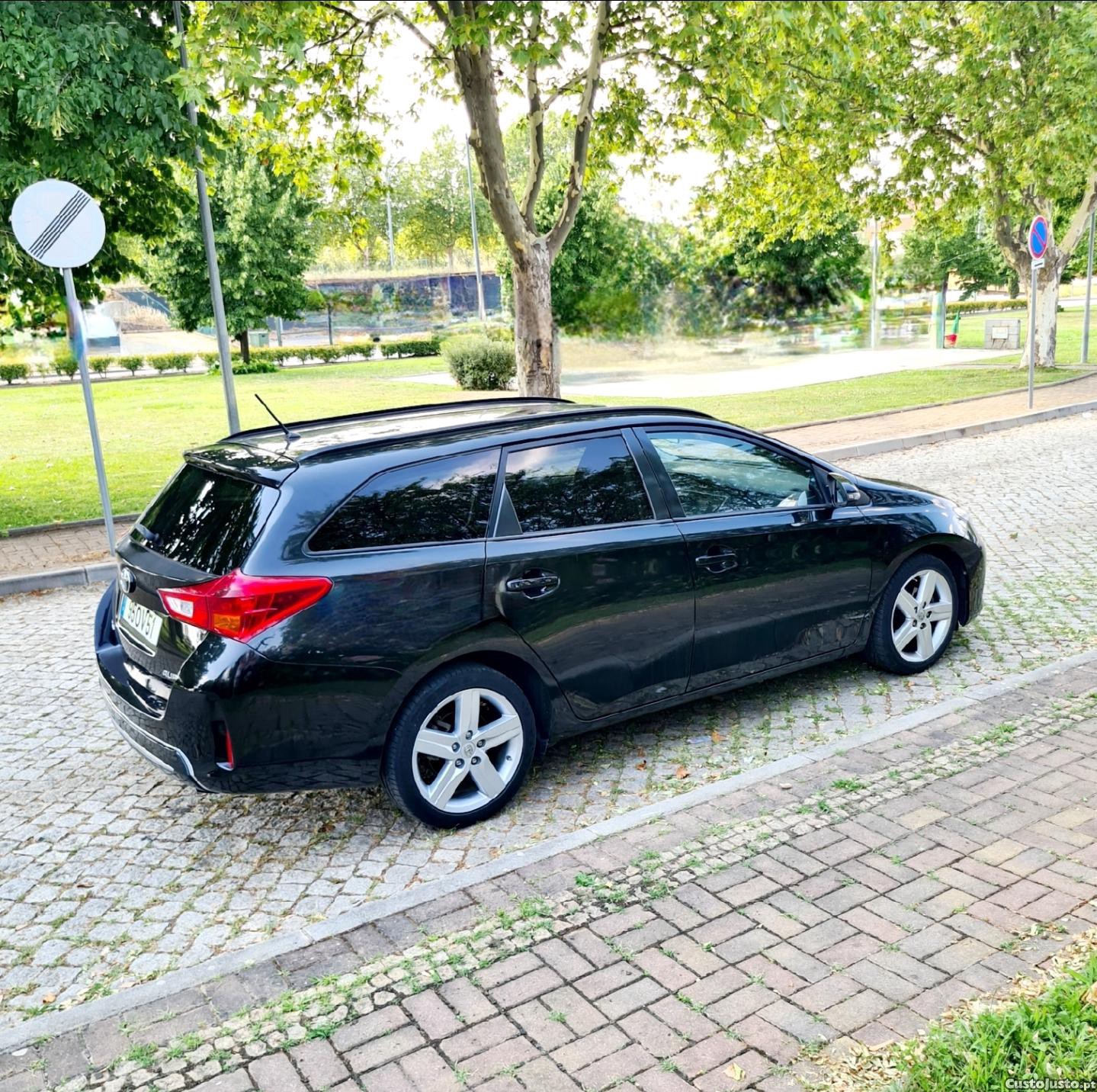 Toyota Auris GPS A/C Cx6 — fotografia 10