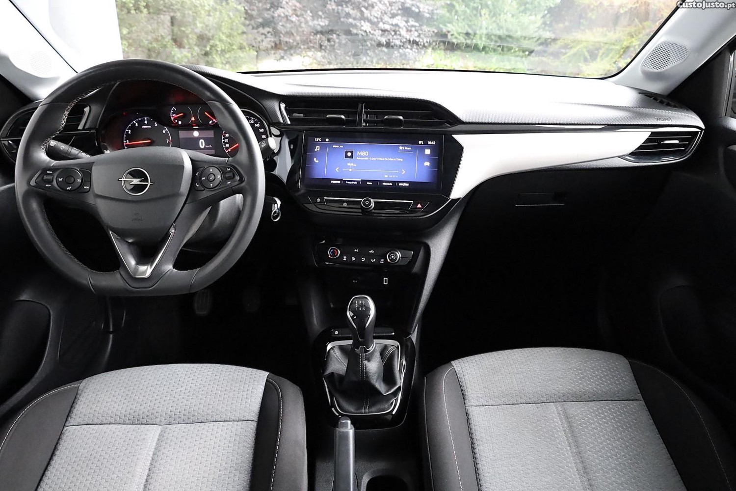 Opel Corsa 1.2 Edition — fotografia 14