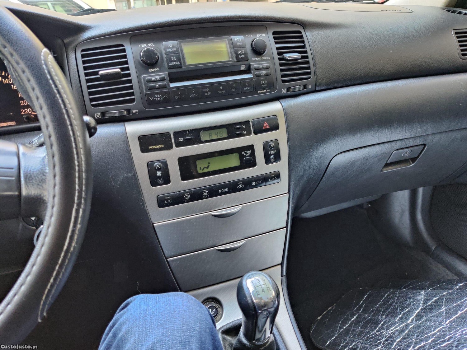 Toyota Corolla () — fotografia 4