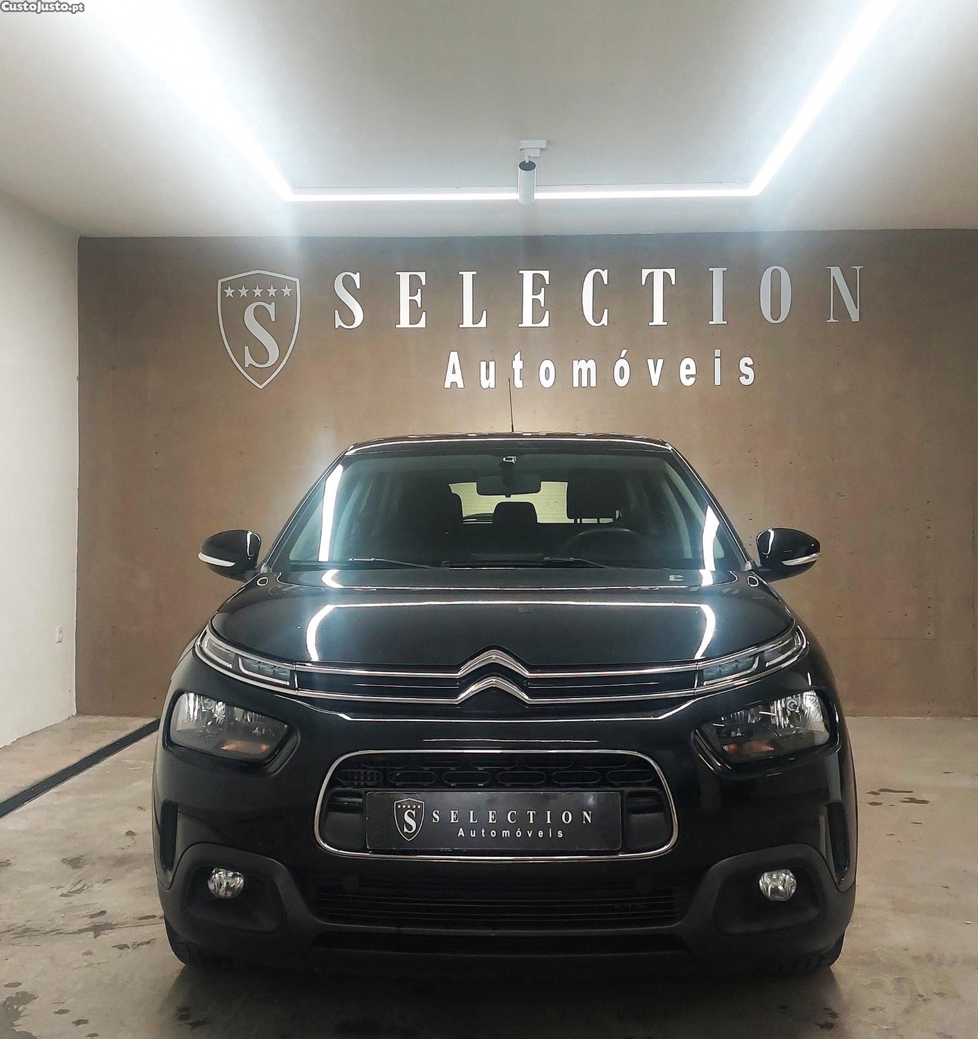 Citroën C4 Cactus 1.2 PURETECH SHINE - 19 foto 2