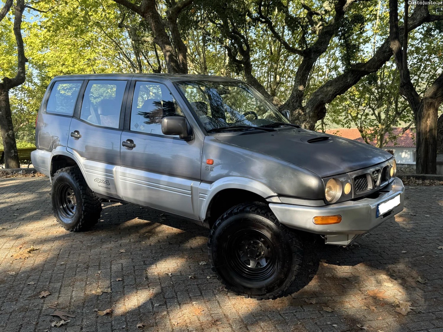 Nissan Terrano II 2.7 TDi Longo com A/C — fotografia 9