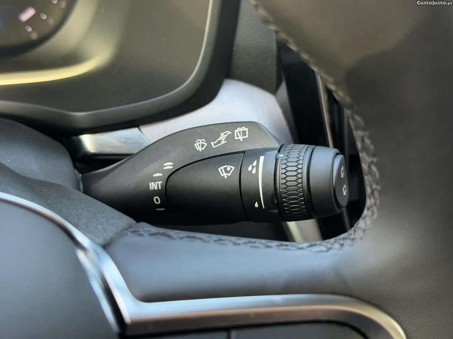 Volvo V60 2.0 T6 AWD TE Essential — fotografia 4