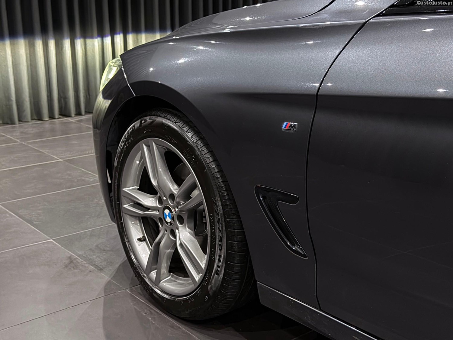BMW 320 d Auto Pack M — fotografia 12