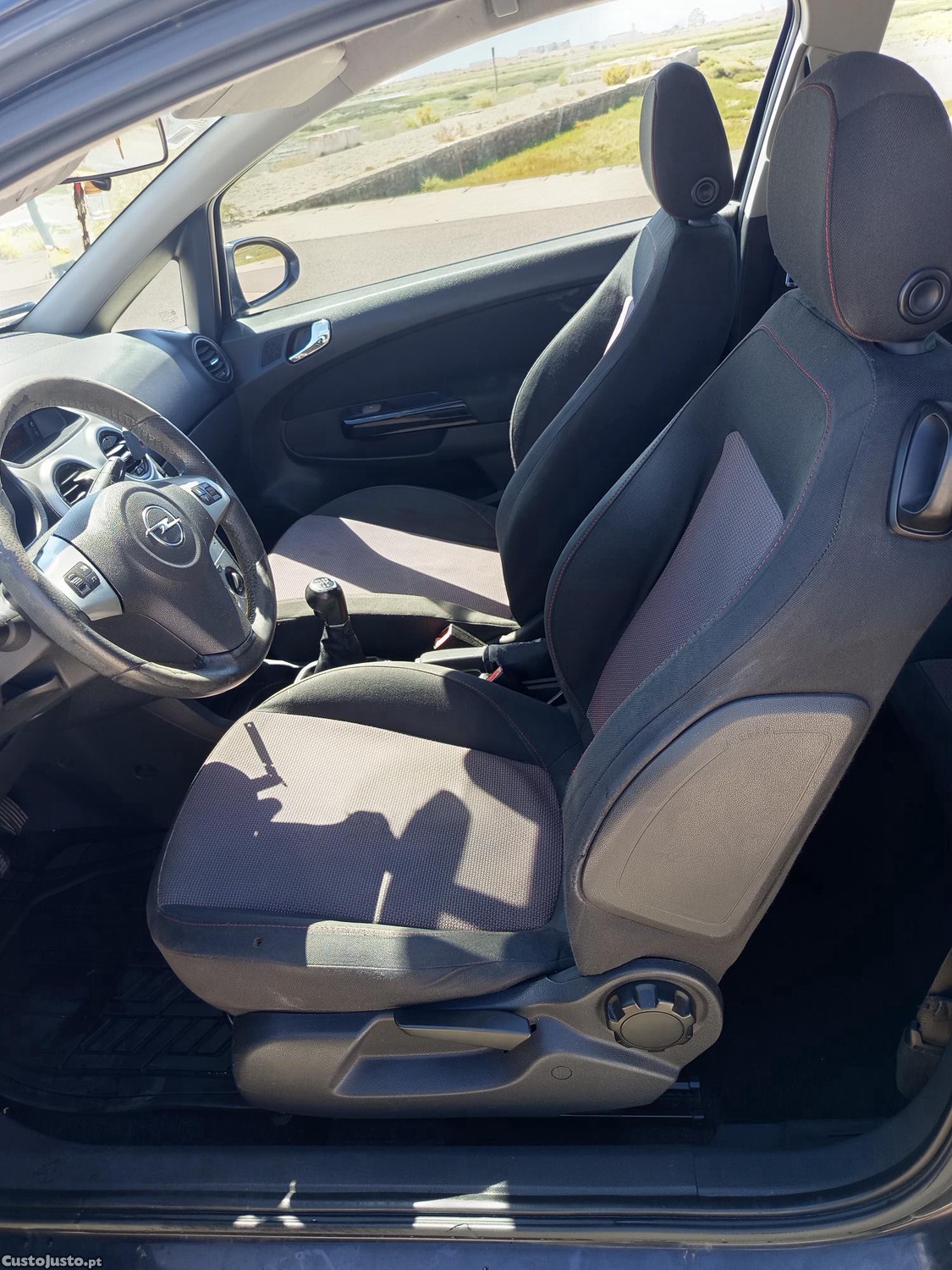 Opel Corsa 1.2 80CV Ar cond — fotografia 2