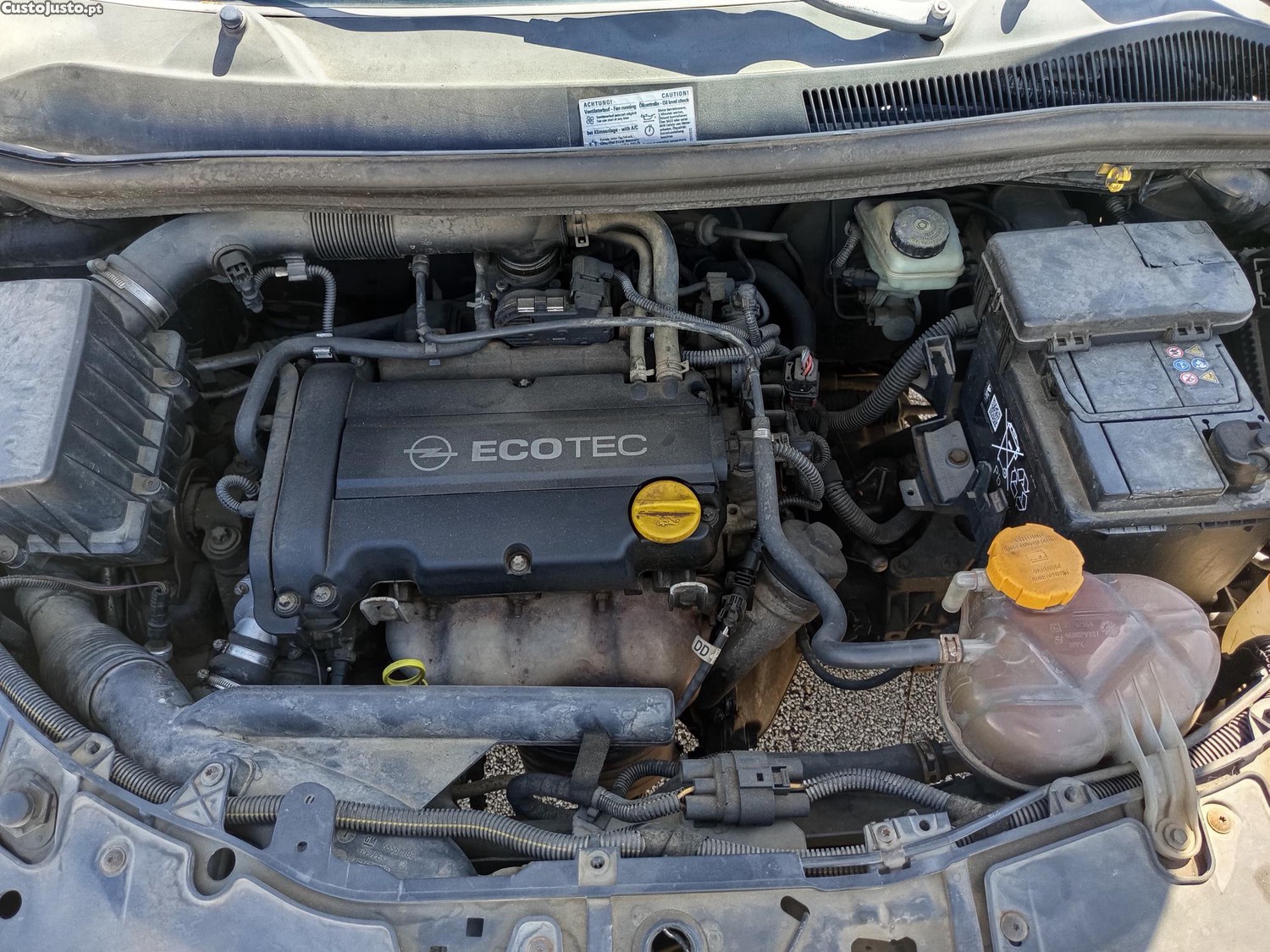 Opel Corsa 1.2 80CV Ar cond — fotografia 4