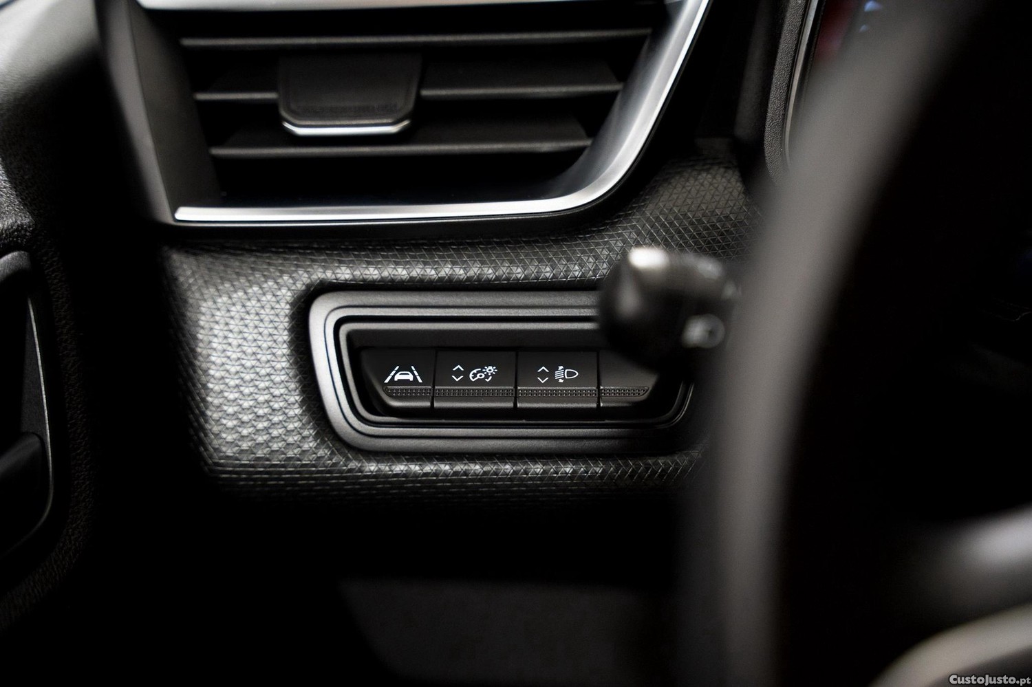 Renault Clio 1.0 TCe Intens — fotografia 5