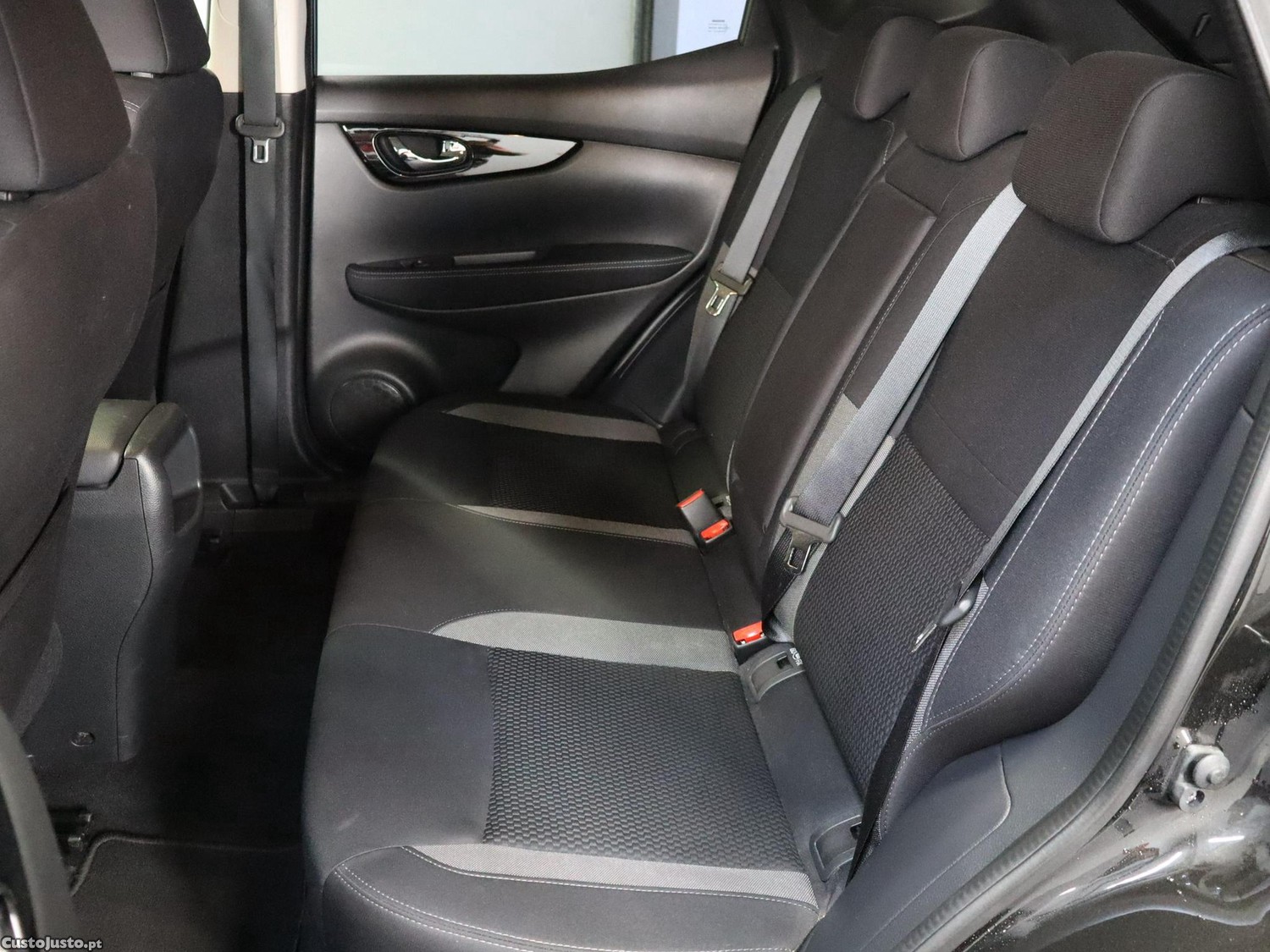 Nissan Qashqai 1.5 dCi Acenta DCT — fotografia 9