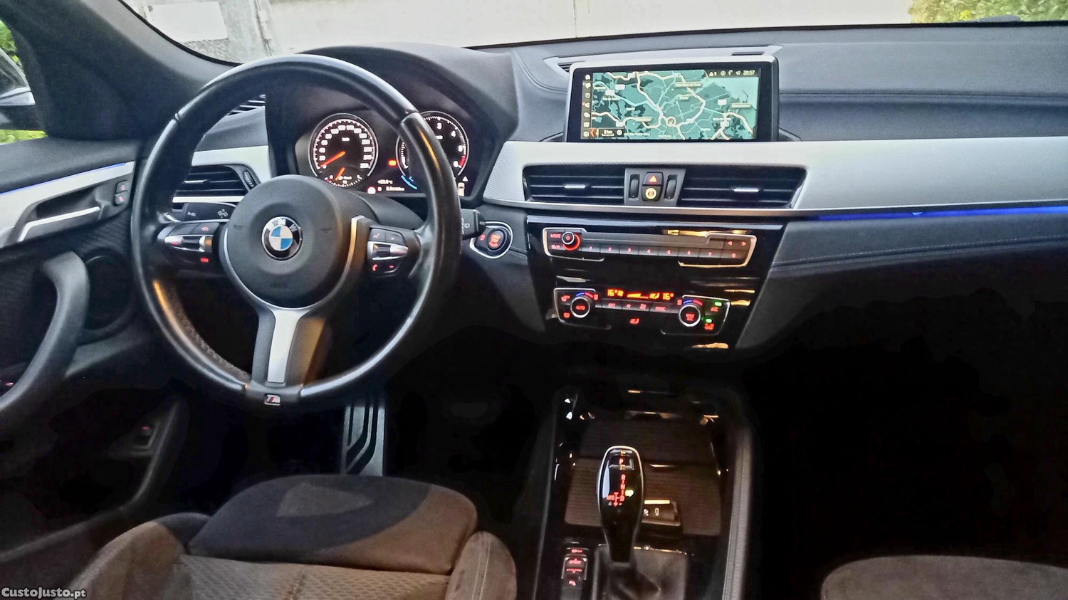 BMW X2 16d Pack M Sport Caixa automática / Aceito Retoma — fotografia 4