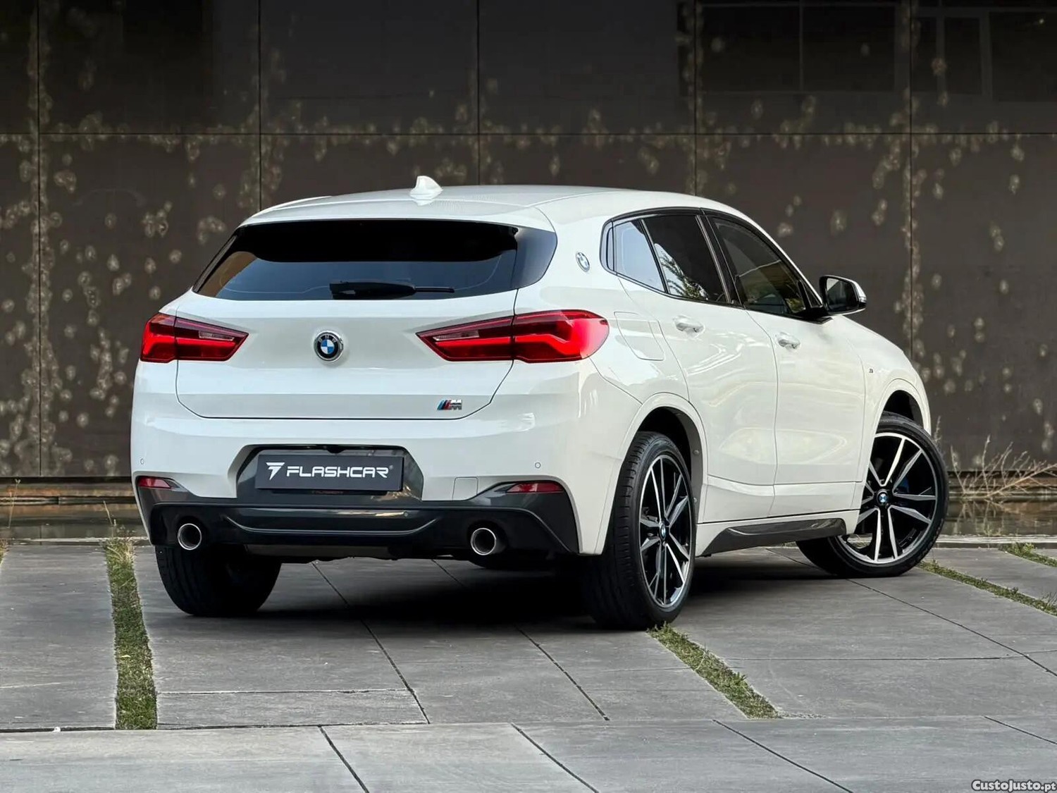BMW X2 18 d sDrive Auto X Pack M — fotografia 12
