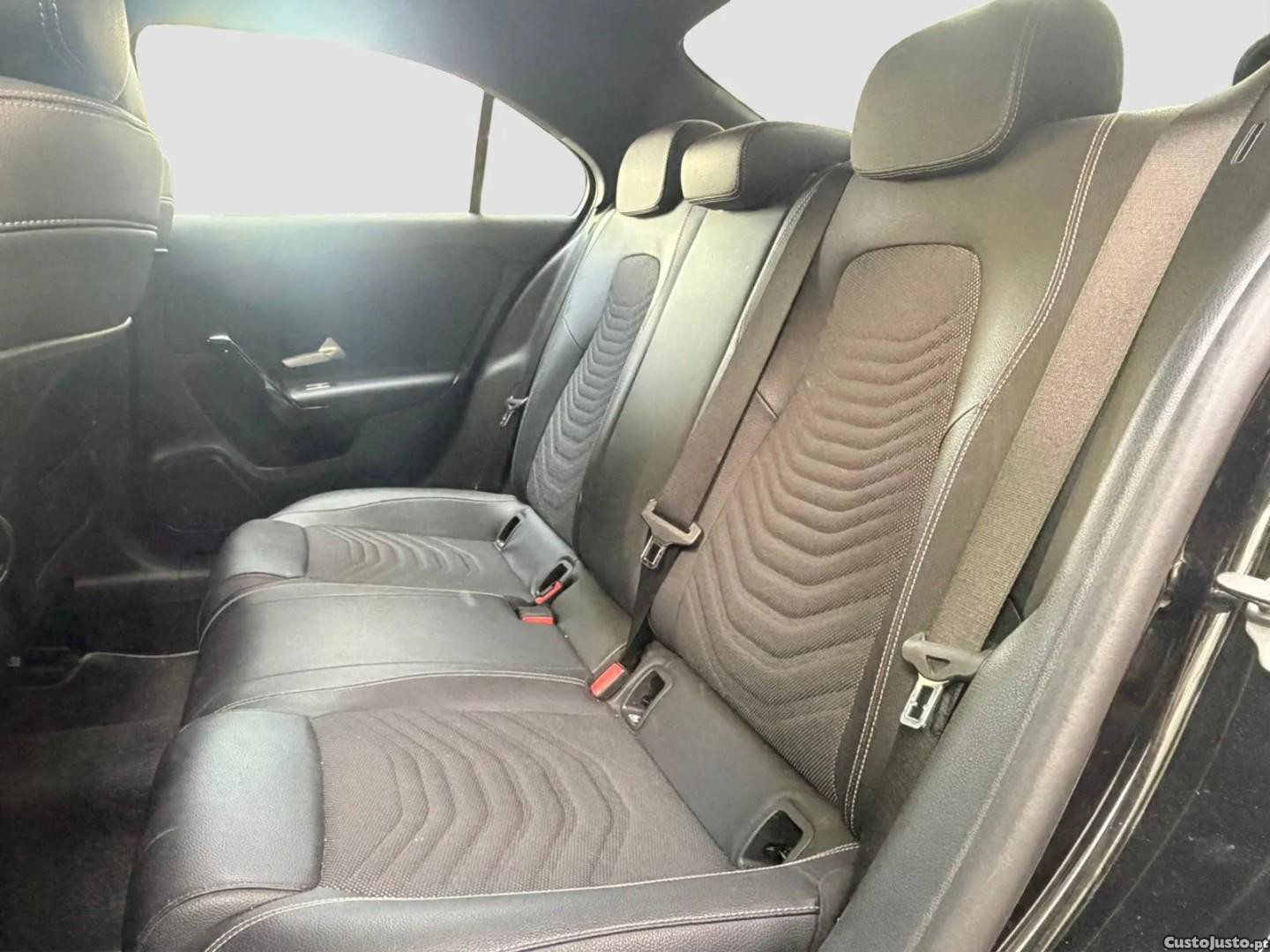 Mercedes-Benz A 180 d Style Aut. — fotografia 3