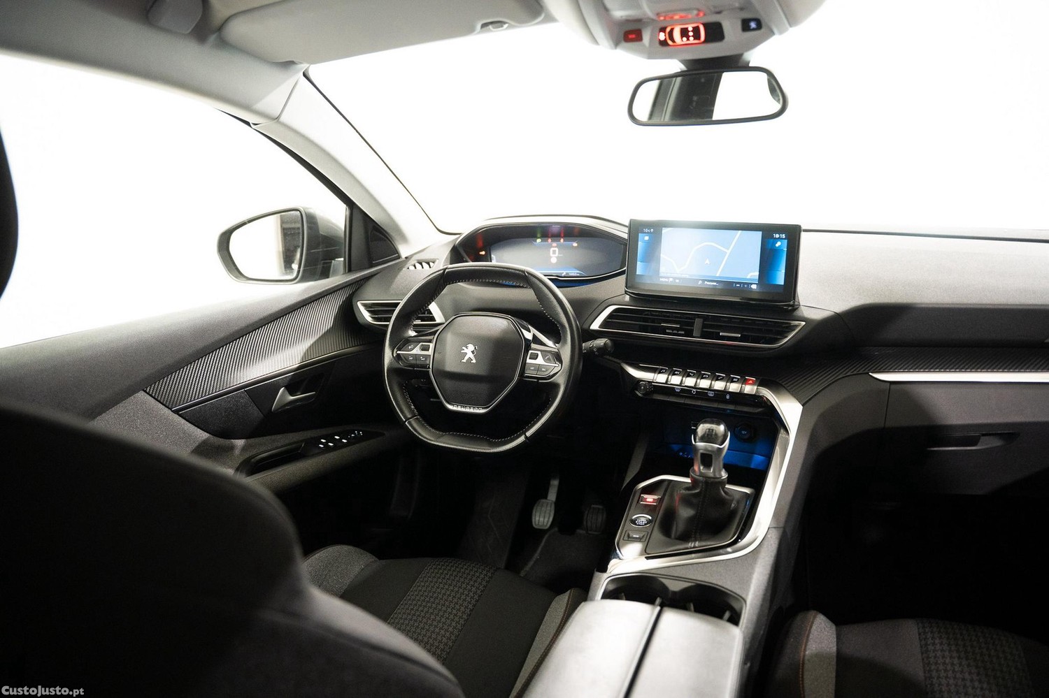 Peugeot 3008 1.2 PureTech Active — fotografia 13