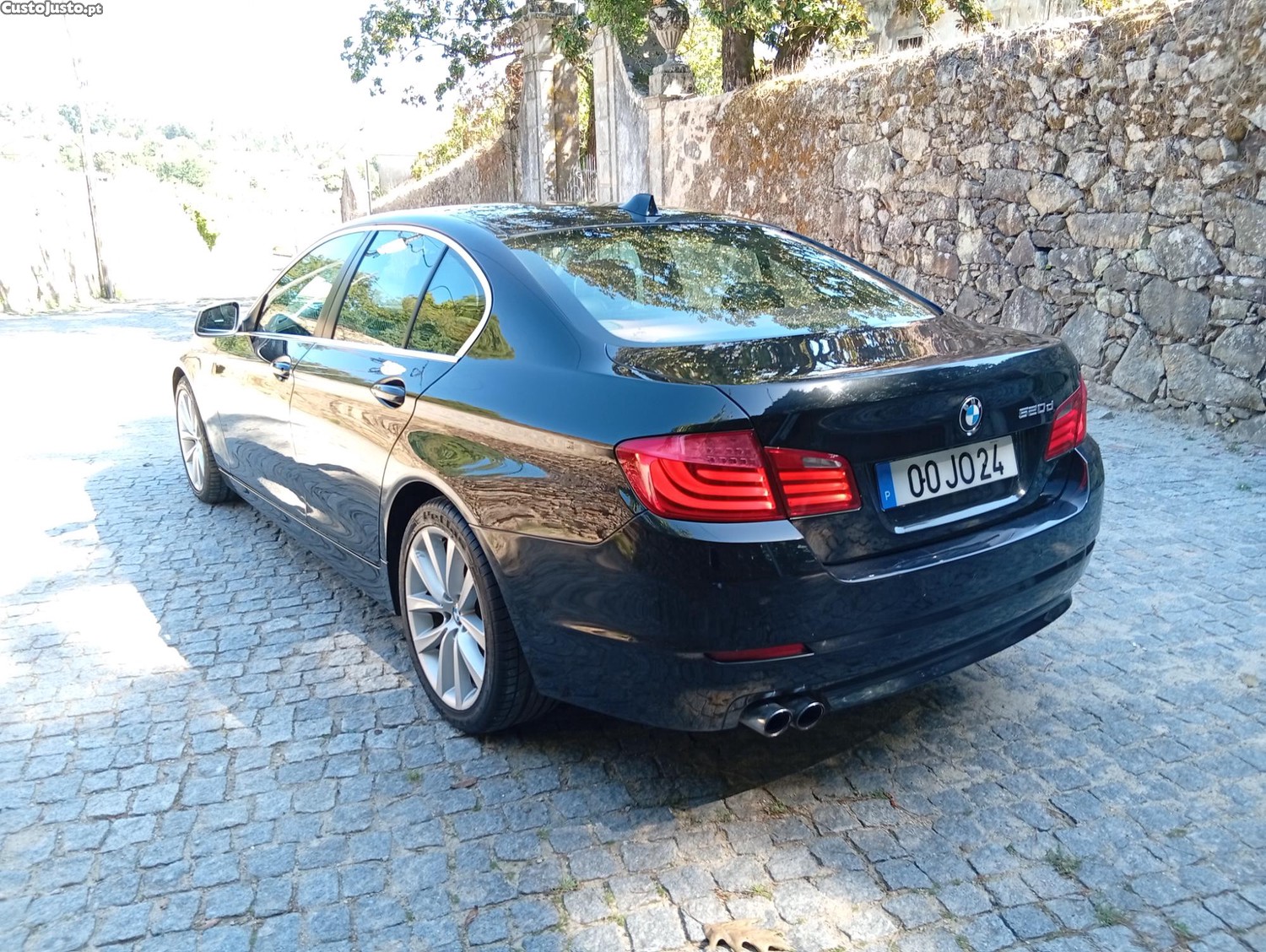 BMW 520 Sedan — fotografia 4