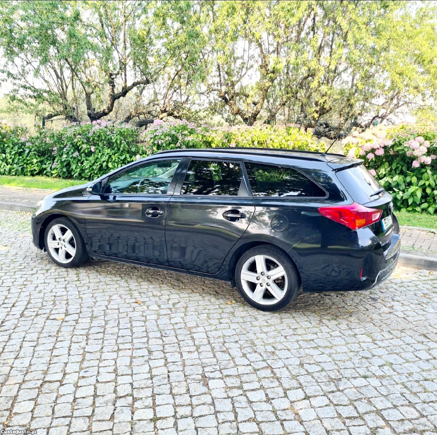 Toyota Auris GPS A/C Cx6 — fotografia 9
