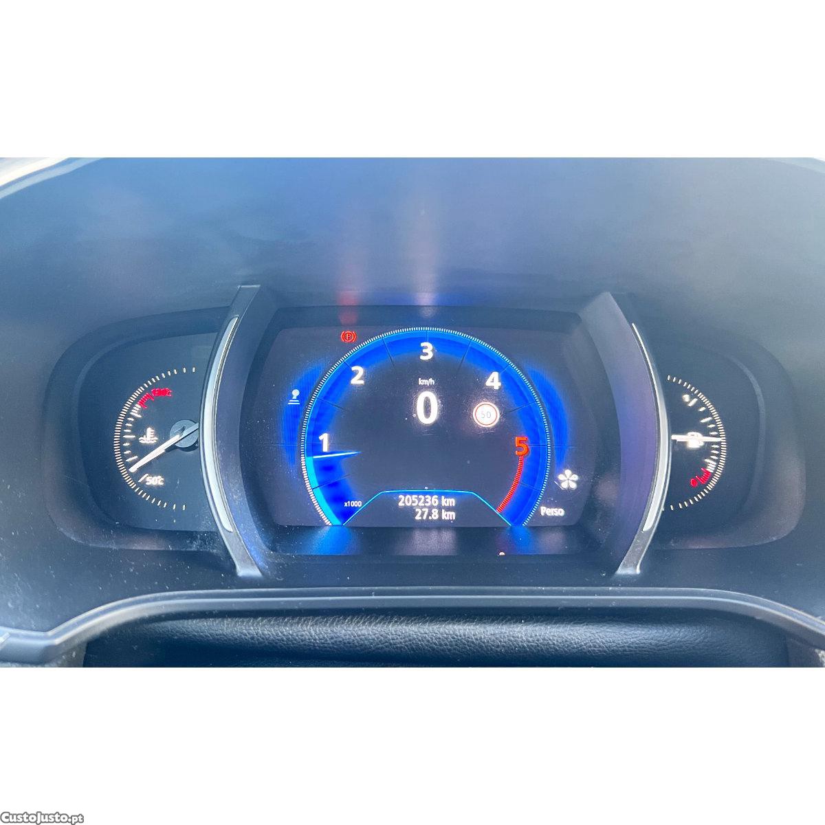 Renault Mégane BOSE Edition J18 — fotografia 4