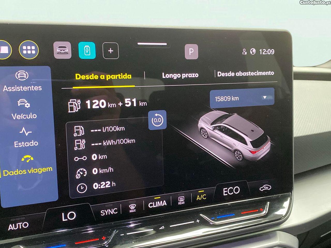 SEAT Leon 1.5 TSI e-Hybrid FR DSG — fotografia 3