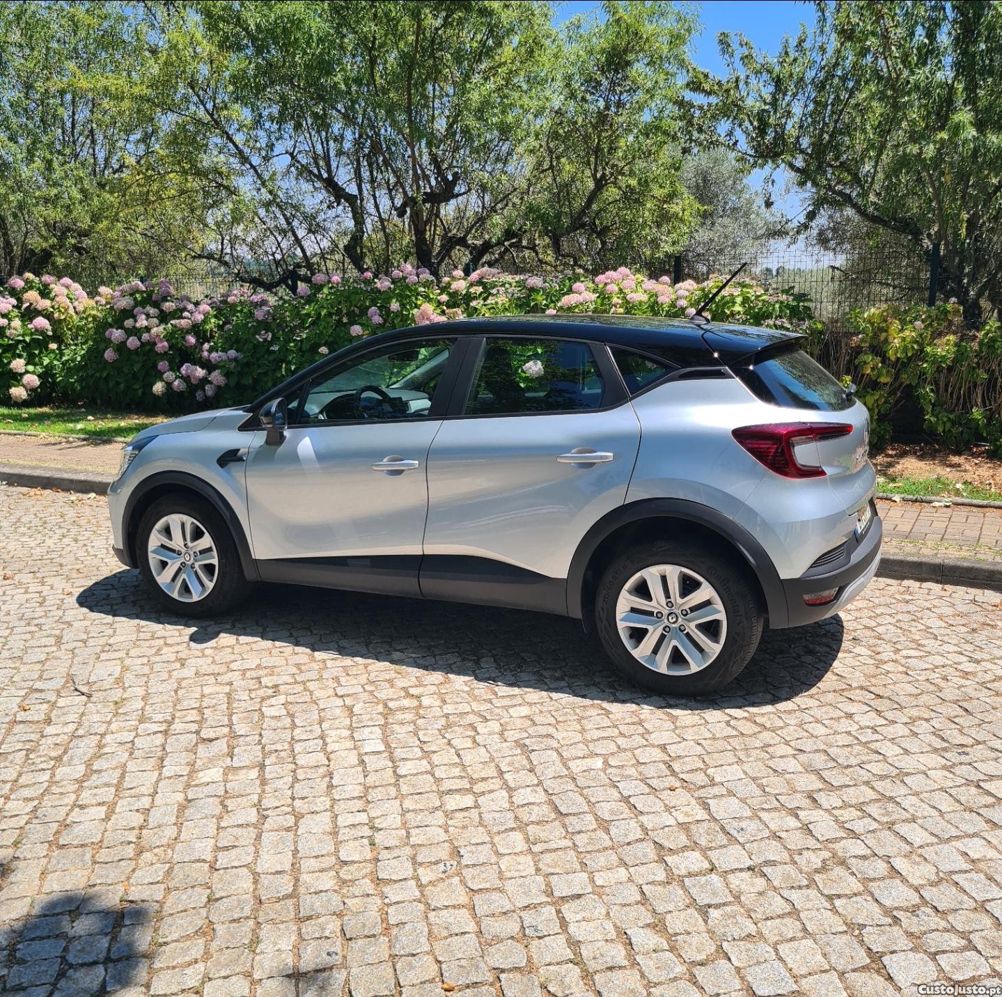 Renault Captur GPS A/C Económico — fotografia 10