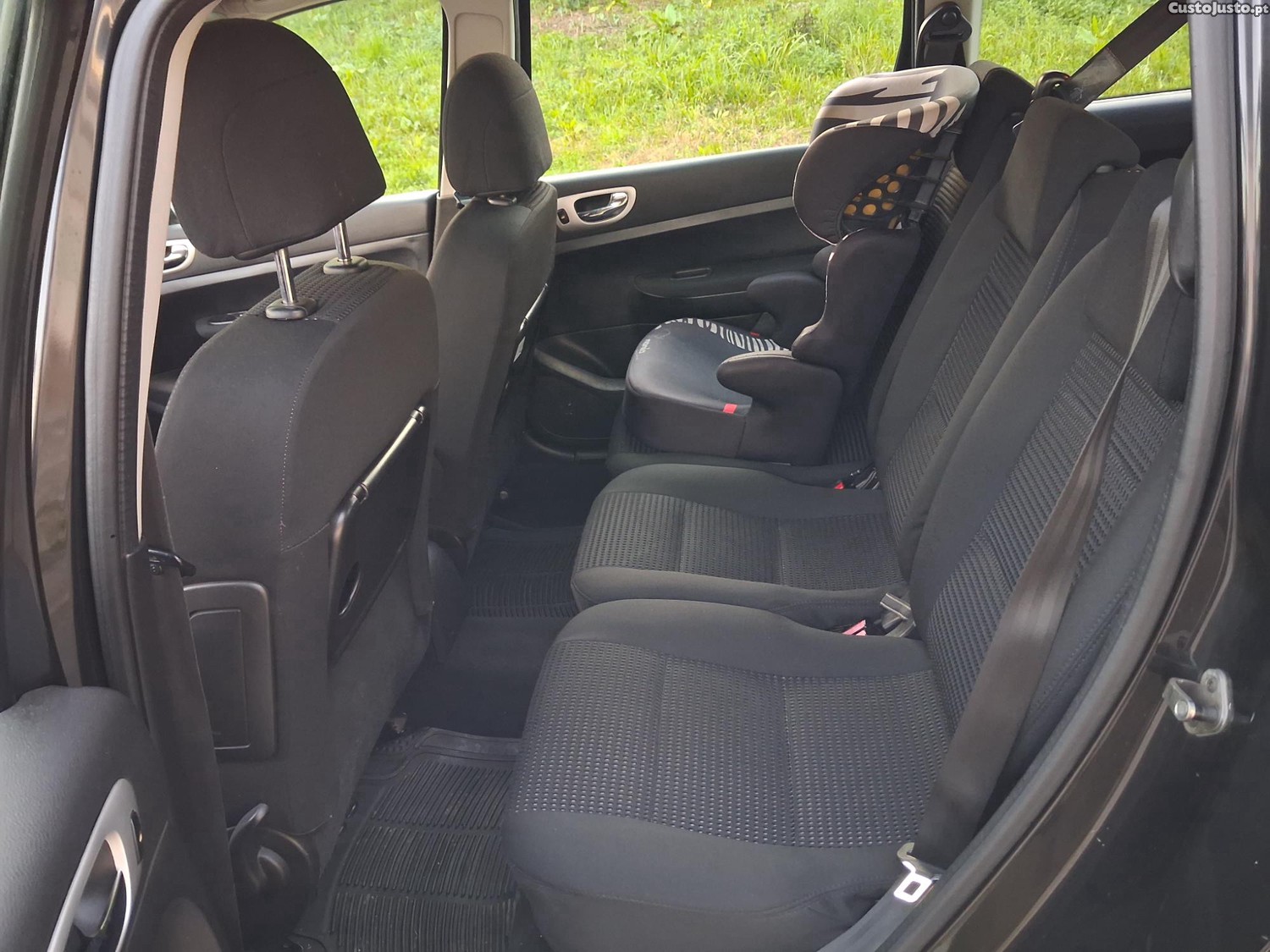 Peugeot 307 1.6 HDI Como NOVA 7 lugares — fotografia 3