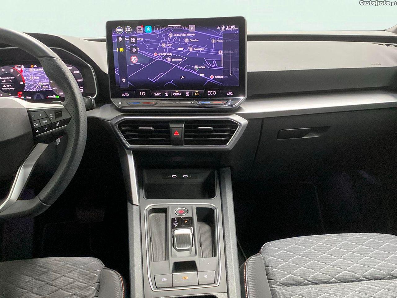 SEAT Leon 1.5 TSI e-Hybrid FR DSG — fotografia 15